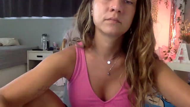 Gallery image thumbnail from Qi_ra's myfreecams stream on, 03/13/2023, 02:07 image 14 of 20