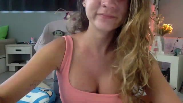 Gallery image thumbnail from Qi_ra's myfreecams stream on, 03/24/2023, 02:56 image 1 of 20