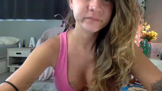 Gallery image thumbnail from Qi_ra's myfreecams stream on, 04/18/2023, 02:10 image 2 of 20