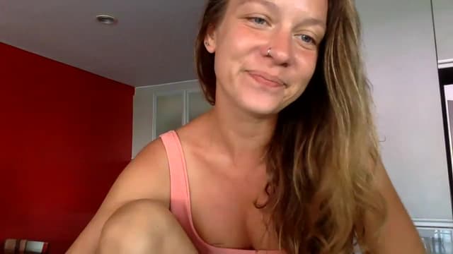 Gallery image thumbnail from Qi_ra's myfreecams stream on, 05/15/2023, 03:38 image 18 of 20