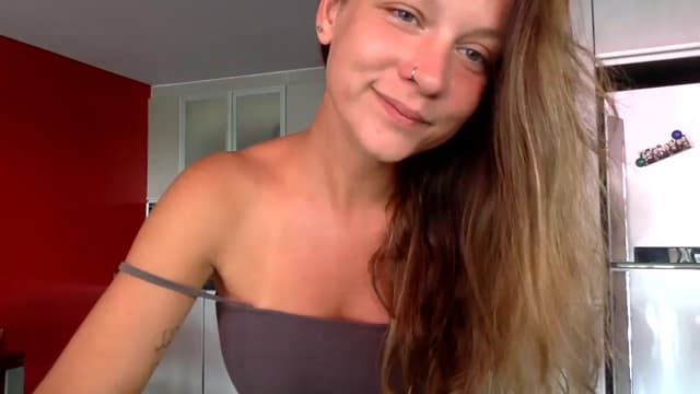 Gallery image thumbnail from Qi_ra's myfreecams stream on, 05/20/2023, 01:53 image 19 of 20
