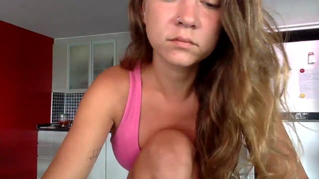 Gallery image thumbnail from Qi_ra's myfreecams stream on, 06/01/2023, 01:38 image 9 of 20