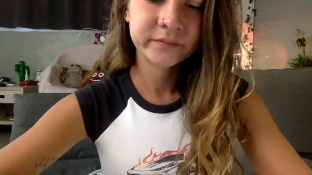 Gallery image thumbnail from Qi_ra's myfreecams stream on, 06/26/2023, 01:07 image 9 of 20