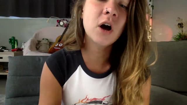 Gallery image thumbnail from Qi_ra's myfreecams stream on, 06/26/2023, 01:07 image 5 of 20