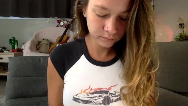 Gallery image thumbnail from Qi_ra's myfreecams stream on, 06/26/2023, 01:07 image 12 of 20