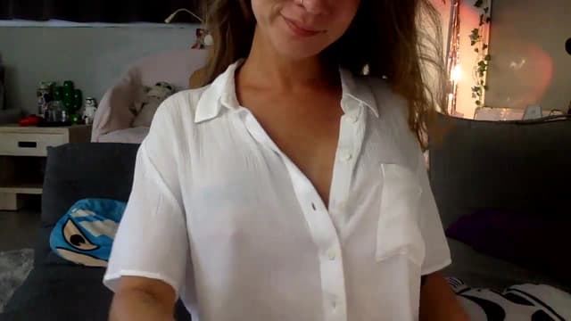 Gallery image thumbnail from Qi_ra's myfreecams stream on, 07/10/2023, 03:24 image 4 of 20