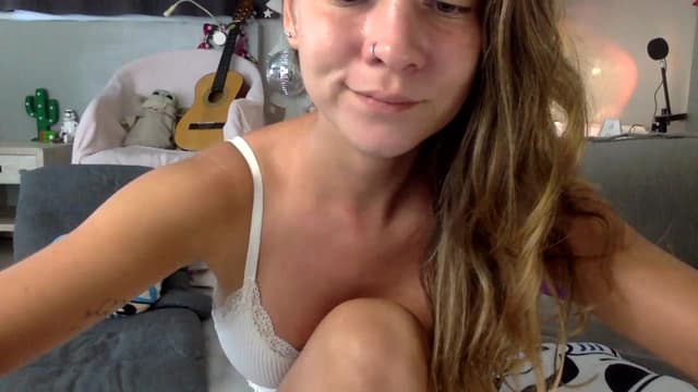 Gallery image thumbnail from Qi_ra's myfreecams stream on, 07/11/2023, 03:34 image 11 of 20