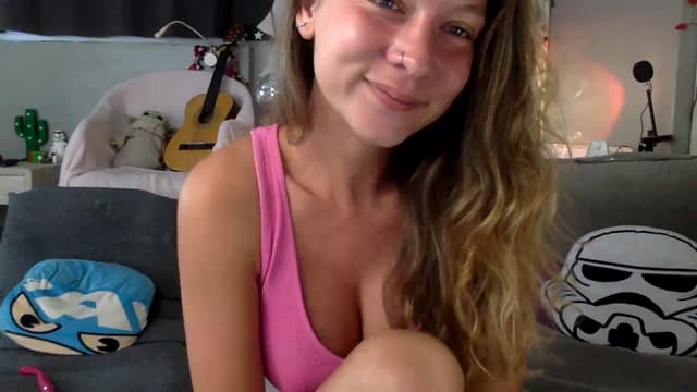 Gallery image thumbnail from Qi_ra's myfreecams stream on, 07/12/2023, 02:09 image 14 of 20