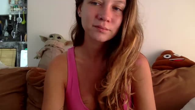 Gallery image thumbnail from Qi_ra's myfreecams stream on, 08/07/2023, 03:48 image 13 of 20
