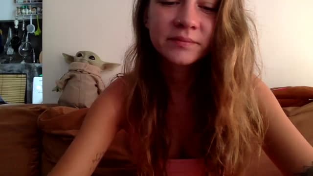 Gallery image thumbnail from Qi_ra's myfreecams stream on, 08/08/2023, 02:58 image 9 of 20