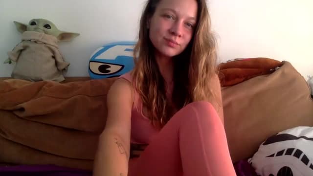Gallery image thumbnail from Qi_ra's myfreecams stream on, 08/08/2023, 02:58 image 20 of 20