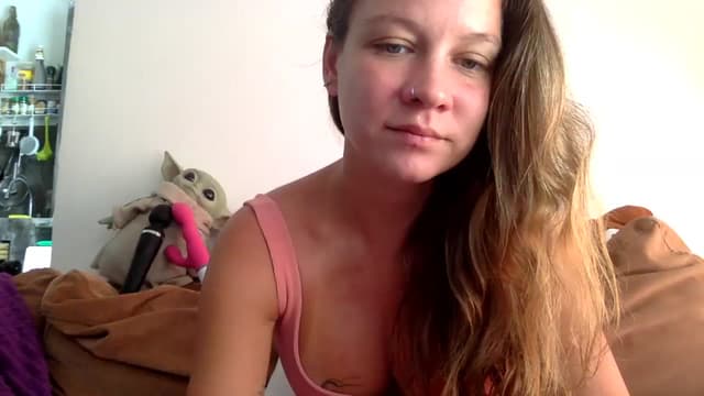 Gallery image thumbnail from Qi_ra's myfreecams stream on, 08/10/2023, 03:48 image 17 of 20