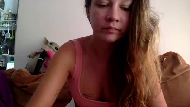 Gallery image thumbnail from Qi_ra's myfreecams stream on, 08/10/2023, 03:48 image 2 of 20