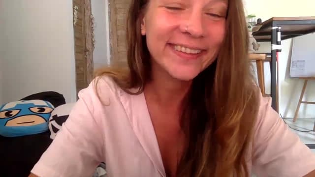 Gallery image thumbnail from Qi_ra's myfreecams stream on, 08/16/2023, 03:47 image 4 of 20