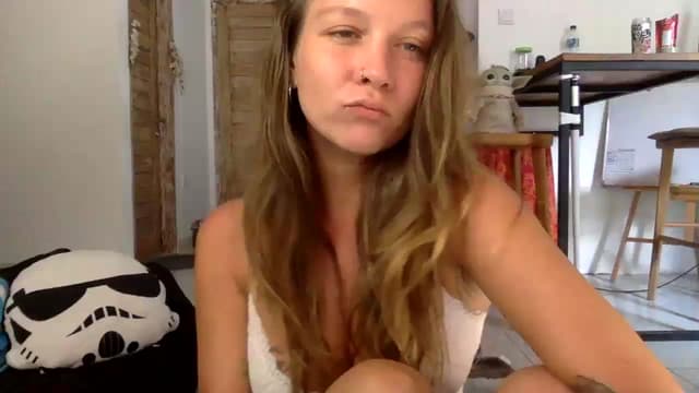 Gallery image thumbnail from Qi_ra's myfreecams stream on, 08/21/2023, 02:06 image 19 of 20