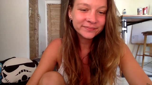 Gallery image thumbnail from Qi_ra's myfreecams stream on, 08/21/2023, 02:06 image 4 of 20