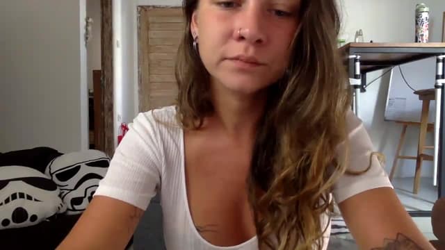 Gallery image thumbnail from Qi_ra's myfreecams stream on, 09/18/2023, 23:57 image 13 of 20