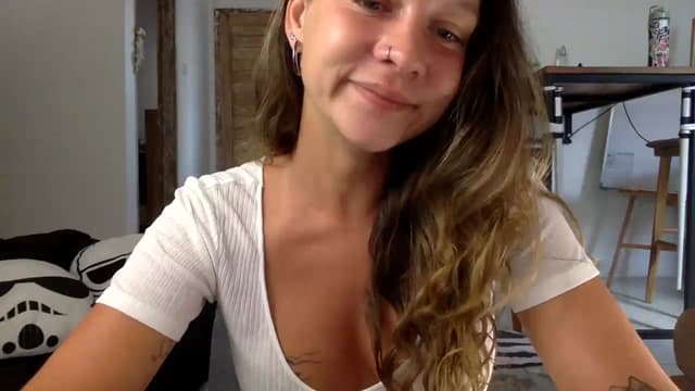 Gallery image thumbnail from Qi_ra's myfreecams stream on, 09/18/2023, 23:57 image 3 of 20
