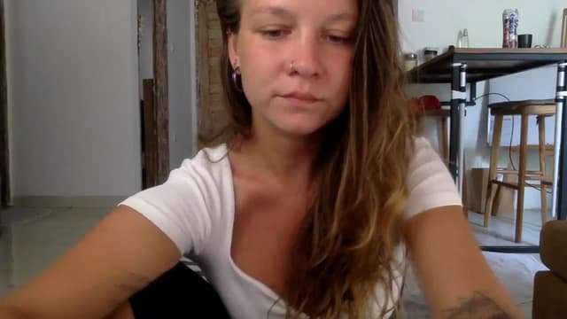 Gallery image thumbnail from Qi_ra's myfreecams stream on, 10/08/2023, 03:24 image 11 of 20