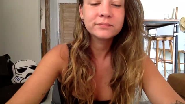 Gallery image thumbnail from Qi_ra's myfreecams stream on, 10/25/2023, 02:33 image 4 of 20