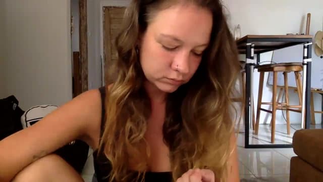 Gallery image thumbnail from Qi_ra's myfreecams stream on, 10/25/2023, 02:33 image 12 of 20