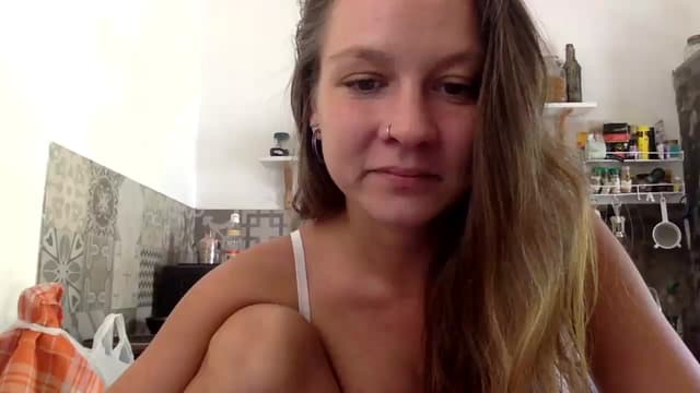 Gallery image thumbnail from Qi_ra's myfreecams stream on, 03/05/2024, 04:57 image 19 of 20