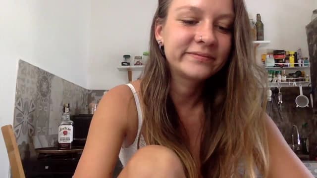Gallery image thumbnail from Qi_ra's myfreecams stream on, 03/05/2024, 07:48 image 3 of 20