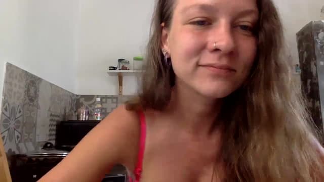 Gallery image thumbnail from Qi_ra's myfreecams stream on, 03/25/2024, 02:36 image 3 of 20