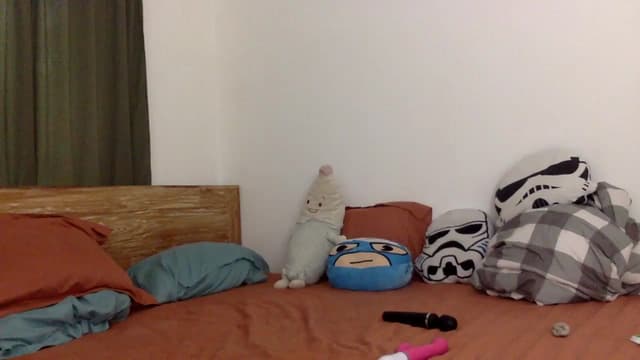 Gallery image thumbnail from Qi_ra's myfreecams stream on, 04/25/2024, 09:14 image 7 of 20