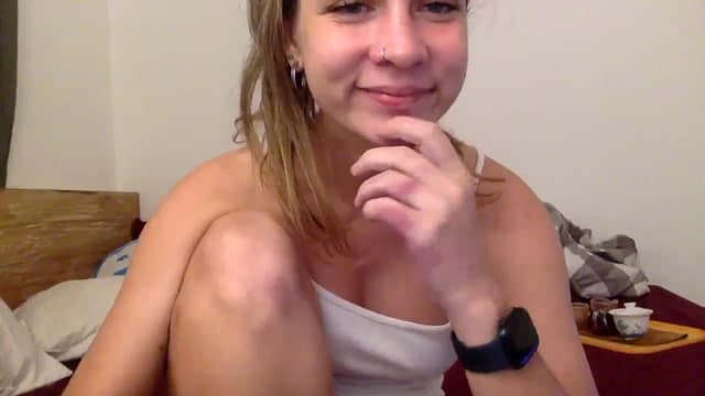 Gallery image thumbnail from Qi_ra's myfreecams stream on, 06/03/2024, 03:01 image 9 of 20