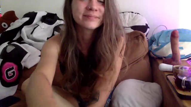 Gallery image thumbnail from Qi_ra's myfreecams stream on, 07/23/2024, 24:35 image 7 of 20