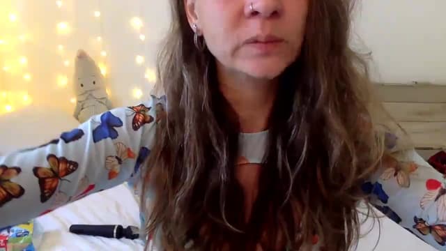 Gallery image thumbnail from Qi_ra's myfreecams stream on, 10/07/2024, 05:42 image 2 of 20