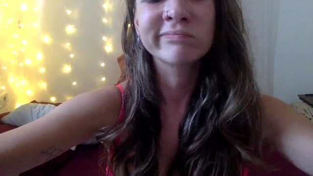 Gallery image thumbnail from Qi_ra's myfreecams stream on, 10/25/2024, 08:30 image 15 of 20