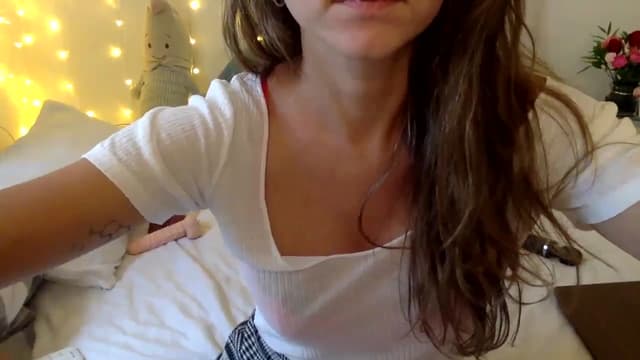 Gallery image thumbnail from Qi_ra's myfreecams stream on, 10/31/2024, 01:05 image 13 of 20