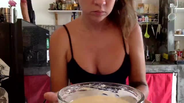 Gallery image thumbnail from Qi_ra's myfreecams stream on, 11/08/2024, 02:00 image 12 of 20