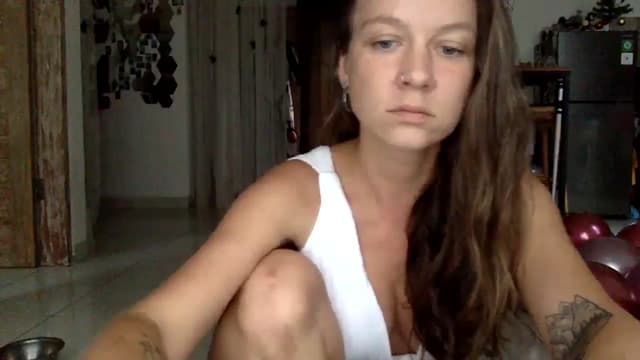 Gallery image thumbnail from Qi_ra's myfreecams stream on, 01/12/2025, 10:48 image 13 of 20