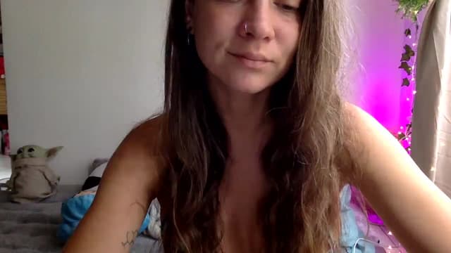 Gallery image thumbnail from Qi_ra's myfreecams stream on, 03/22/2025, 23:41 image 18 of 20