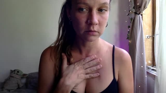 Gallery image thumbnail from Qi_ra's myfreecams stream on, 04/07/2025, 08:22 image 13 of 20
