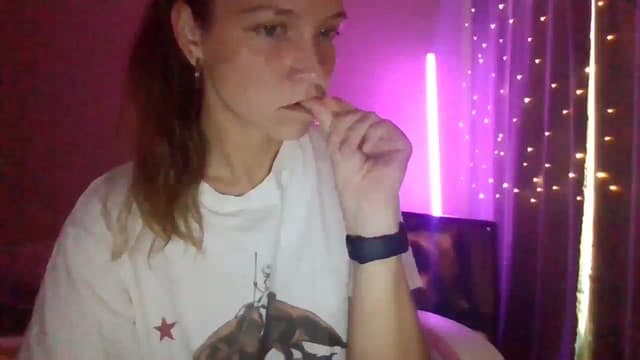 Gallery image thumbnail from Qi_ra's myfreecams stream on, 04/29/2025, 16:06 image 8 of 20