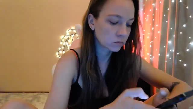 Gallery image thumbnail from Qi_ra's myfreecams stream on, 05/09/2025, 07:51 image 18 of 20