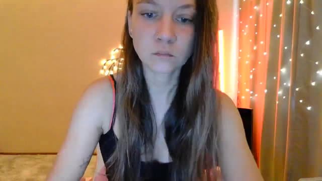Gallery image thumbnail from Qi_ra's myfreecams stream on, 05/09/2025, 07:51 image 10 of 20