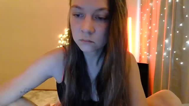 Gallery image thumbnail from Qi_ra's myfreecams stream on, 05/09/2025, 07:51 image 19 of 20
