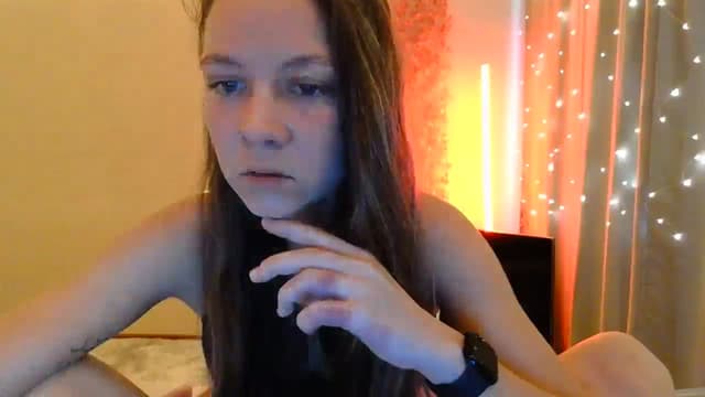 Gallery image thumbnail from Qi_ra's myfreecams stream on, 05/09/2025, 07:51 image 17 of 20