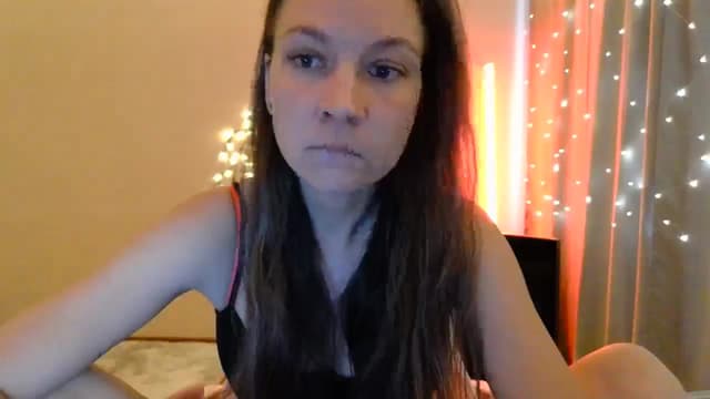 Gallery image thumbnail from Qi_ra's myfreecams stream on, 05/09/2025, 07:51 image 20 of 20