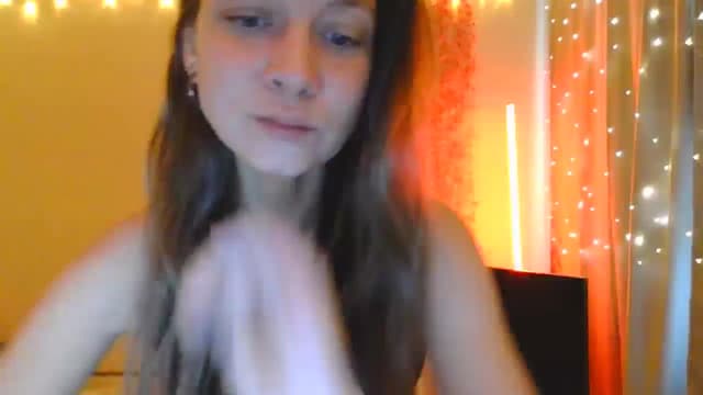 Gallery image thumbnail from Qi_ra's myfreecams stream on, 05/10/2025, 08:35 image 20 of 20