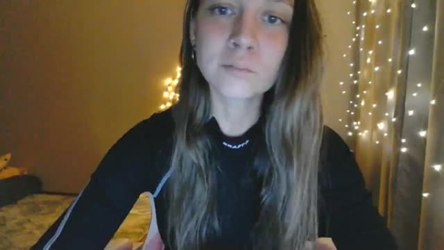 Gallery image thumbnail from Qi_ra's myfreecams stream on, 05/11/2025, 24:00 image 11 of 20