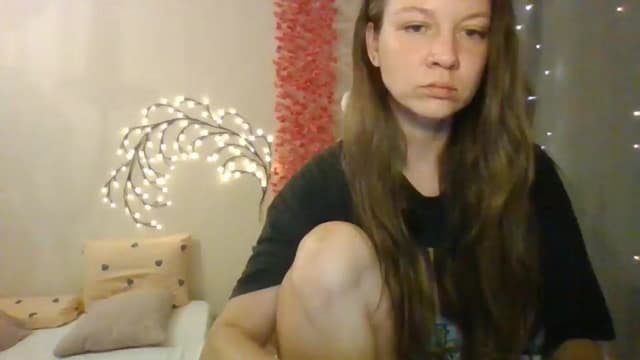 Gallery image thumbnail from Qi_ra's myfreecams stream on, 06/14/2025, 09:10 image 1 of 20