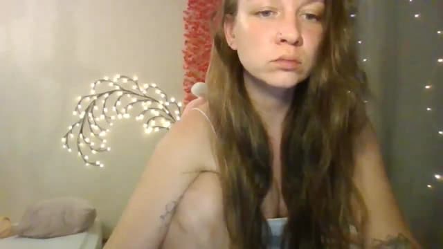 Gallery image thumbnail from Qi_ra's myfreecams stream on, 06/15/2025, 22:46 image 8 of 20