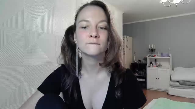 Gallery image thumbnail from Qi_ra's myfreecams stream on, 08/23/2025, 09:29 image 20 of 20