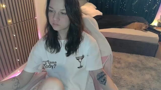 Gallery image thumbnail from Qi_ra's myfreecams stream on, 02/22/2026, 17:12 image 19 of 20